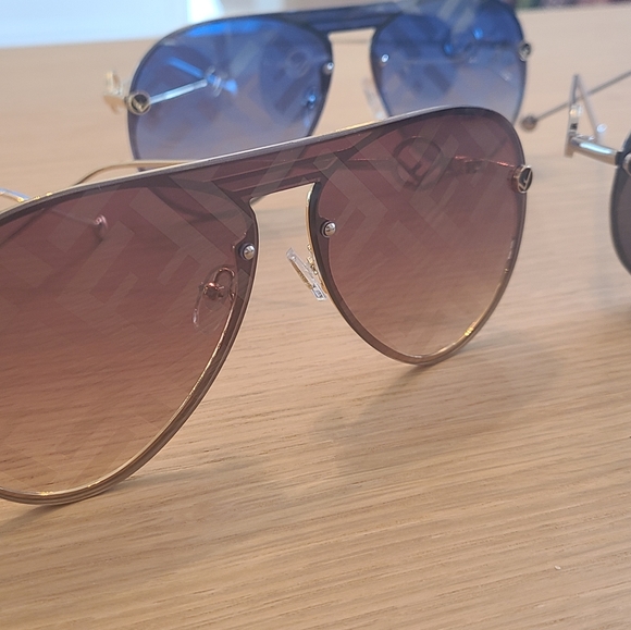 F Sunglasses - Picture 1 of 4